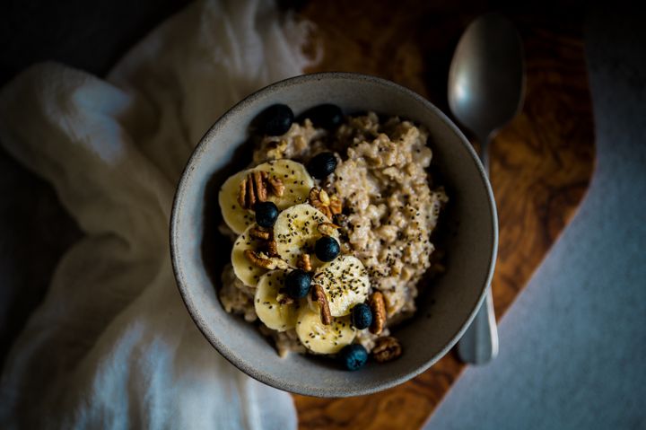 Reverse Dieting: What Is It and How Does It Work?